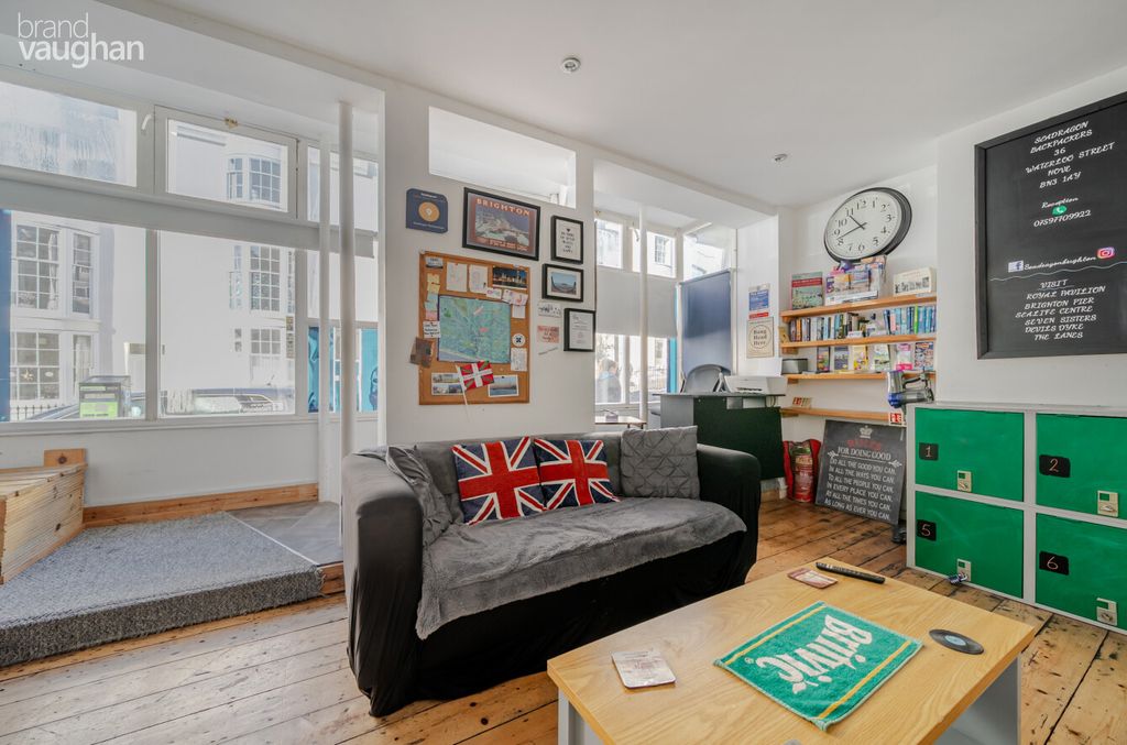 Property photo 2 of 10 A11De3B4-072B-455...