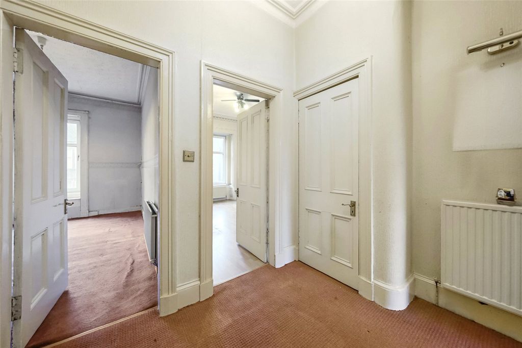 Property photo 2 of 21 Picture No. 01