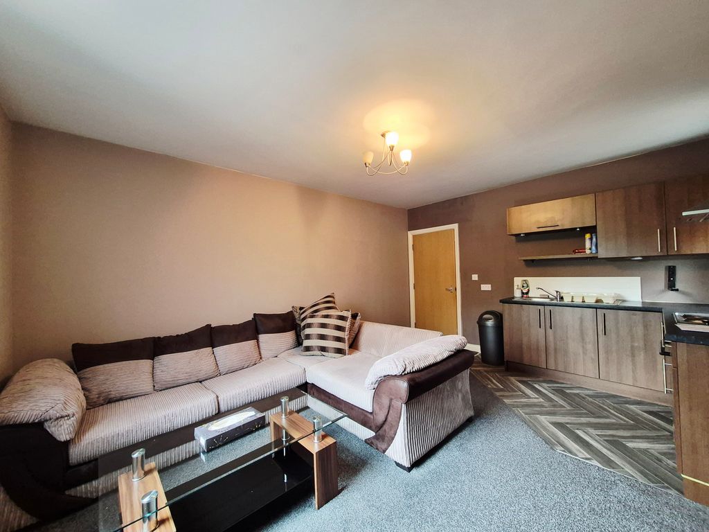Property photo 2 of 5