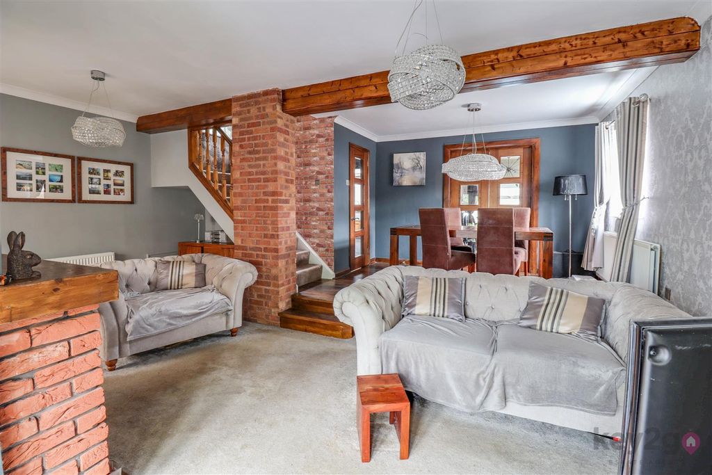 Property photo 2 of 28 Img_0914-Img_0916.Jpg