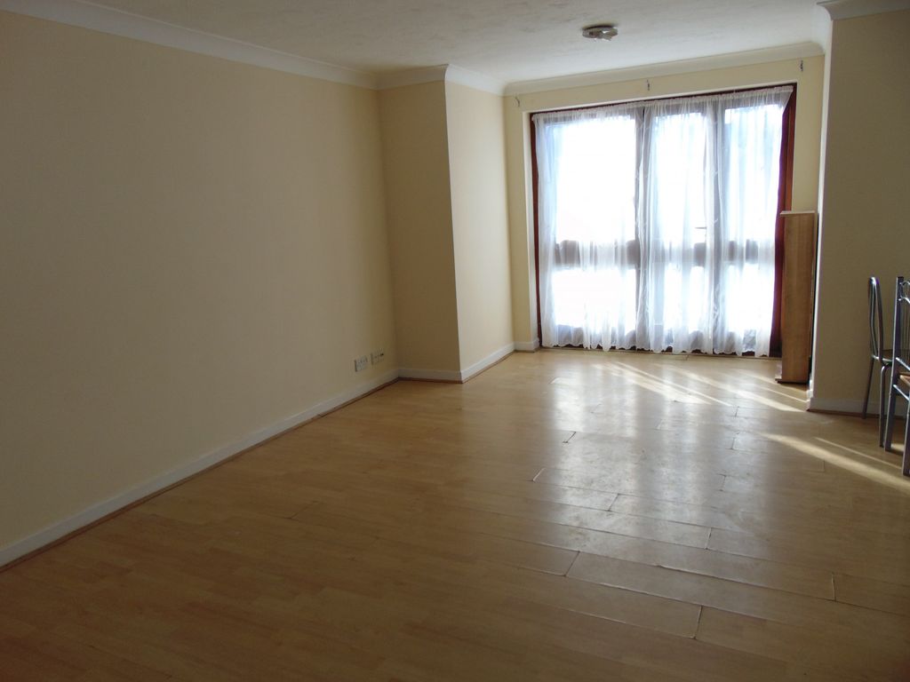 Property photo 3 of 6 3621.Jpg