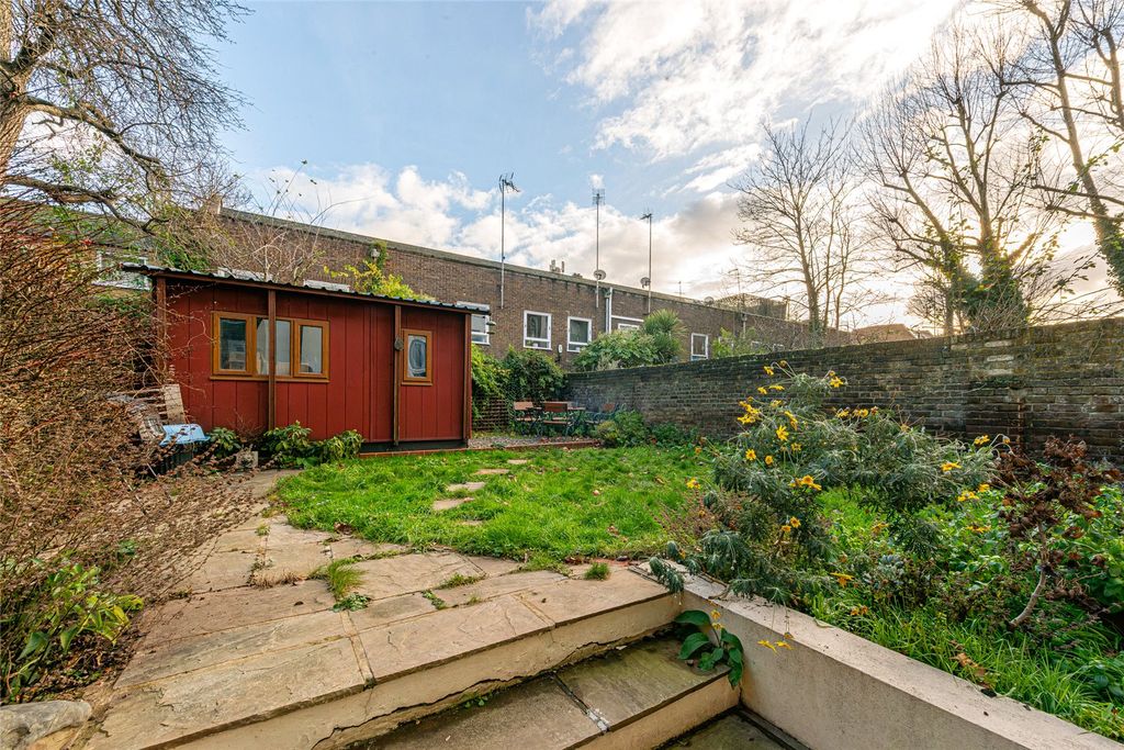 Property photo 3 of 17 Picture No. 21