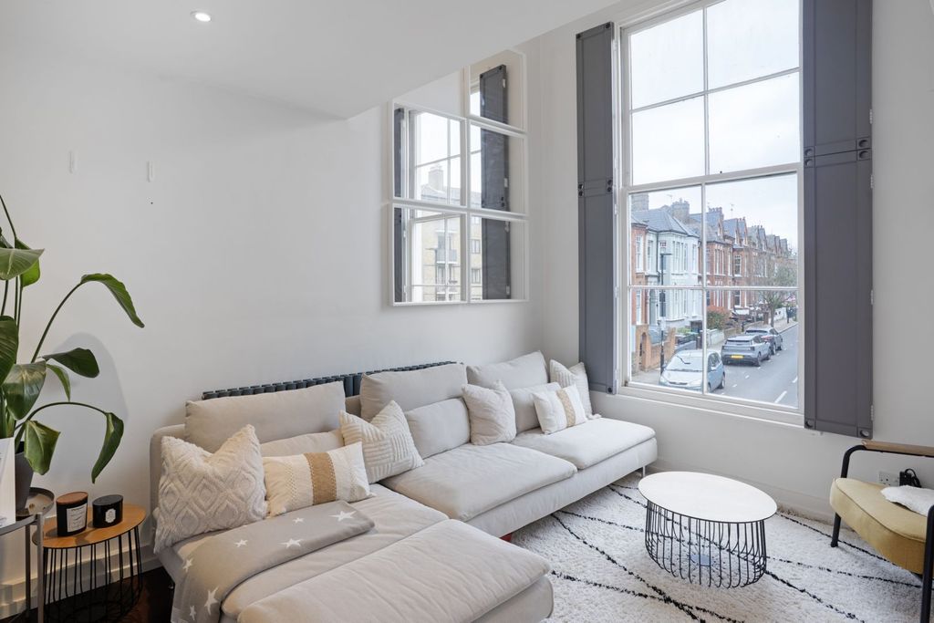 Property photo 2 of 37 Reception Room