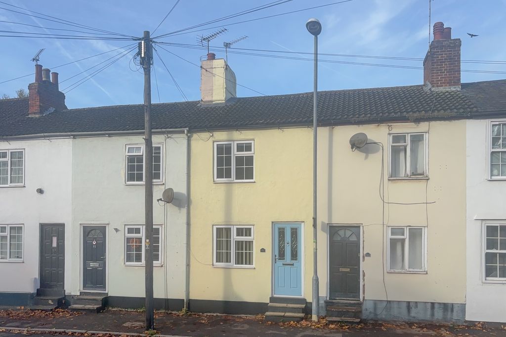 Property photo 3 of 10 Front Of House