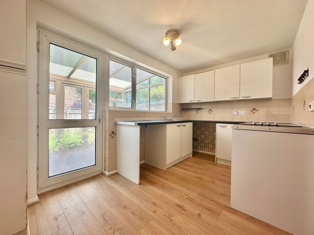Property photo 2 of 12 Picture No. 05