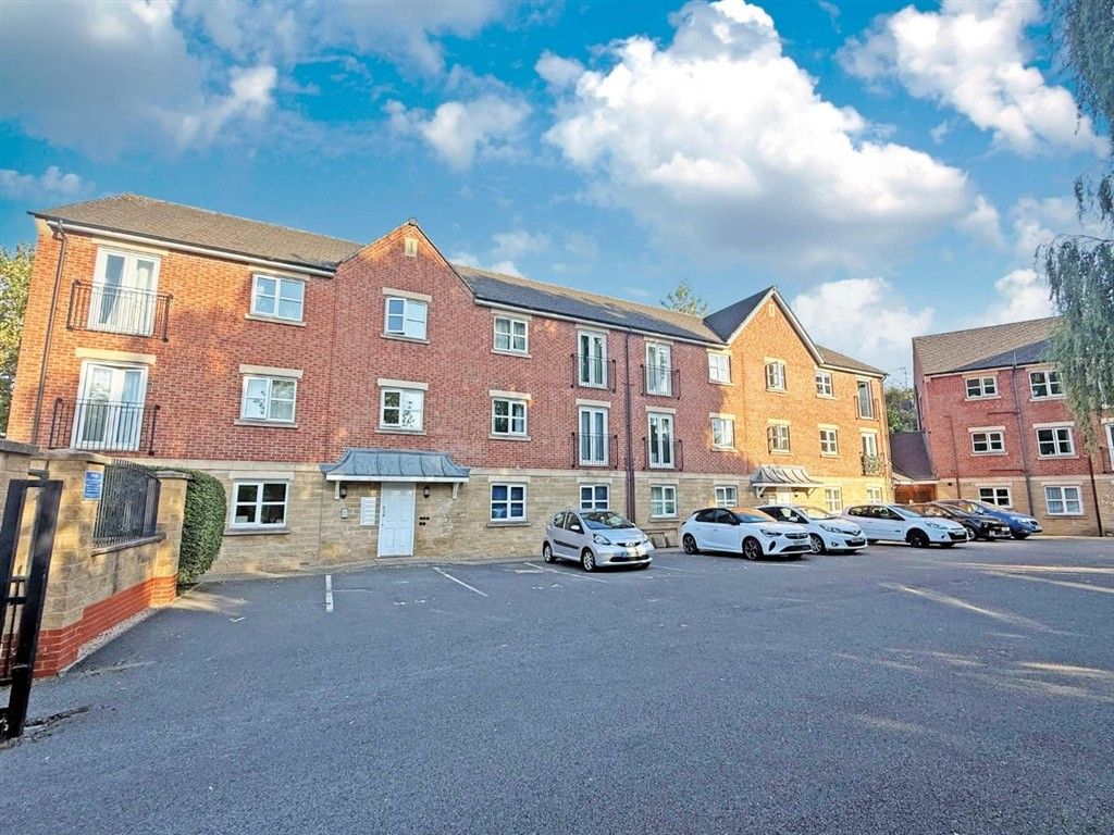 Property photo 1 of 3