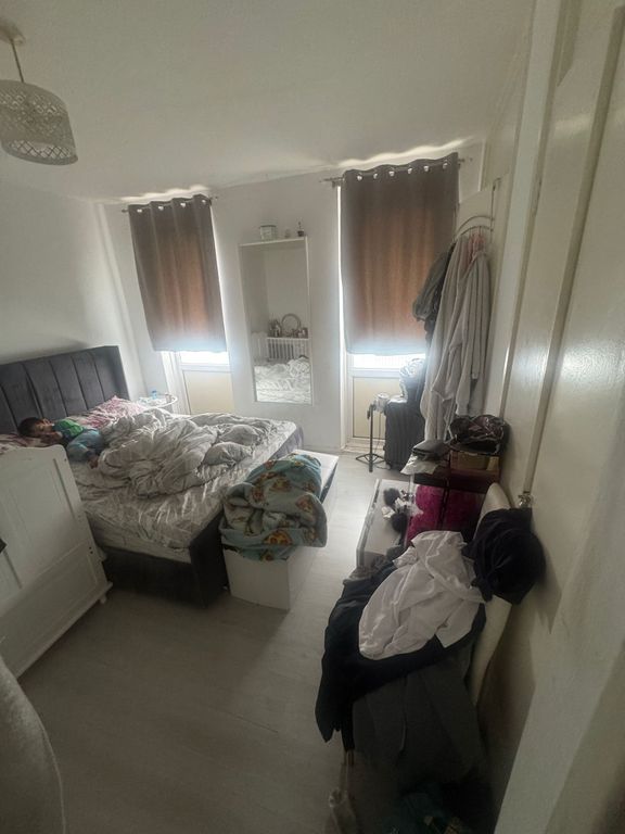 Property photo 3 of 6