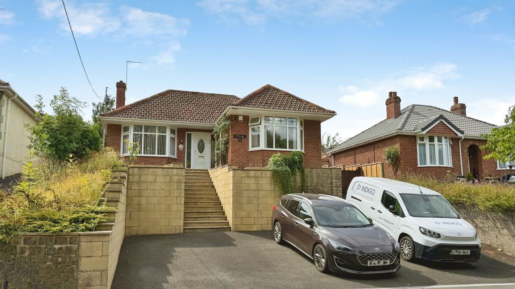 Property photo 1 of 20