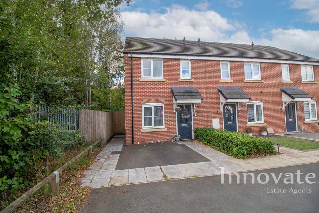 Property photo 1 of 13 Photo 12