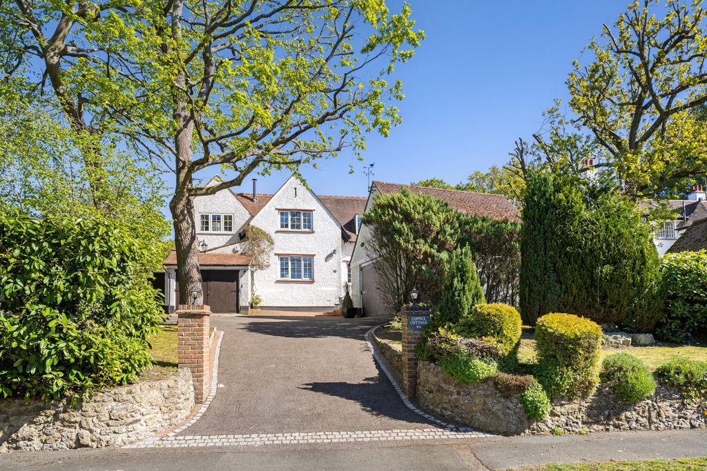 Property photo 1 of 39