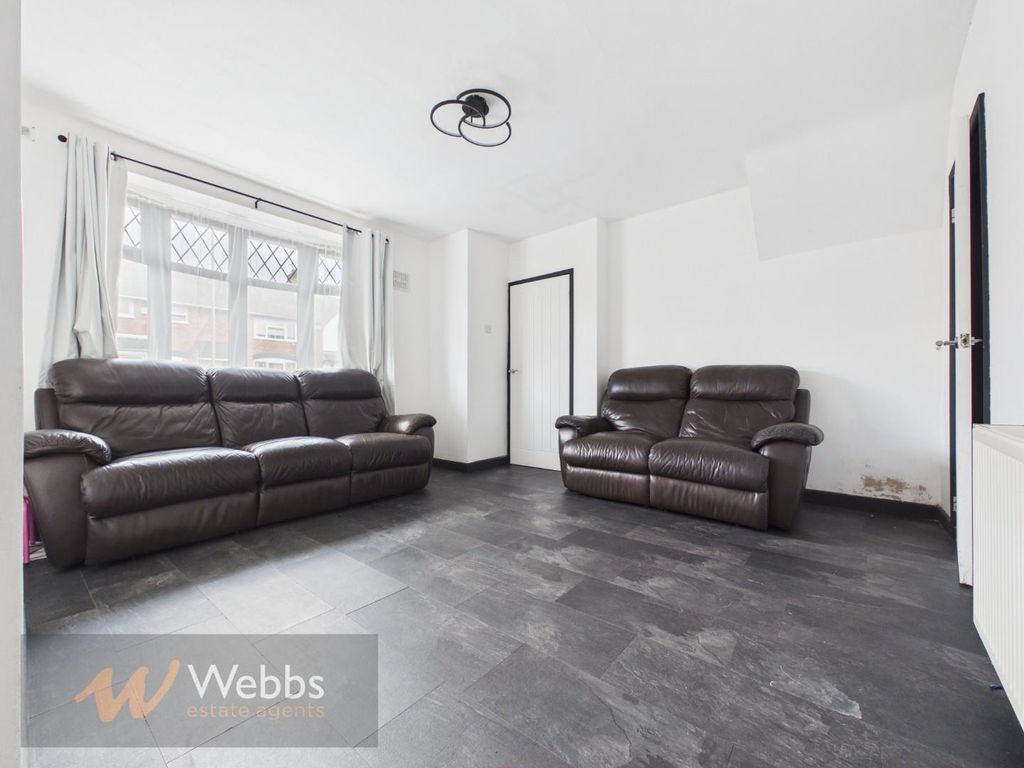 Property photo 3 of 25 Cam05244G0-Pr0272-Still002.Jpg