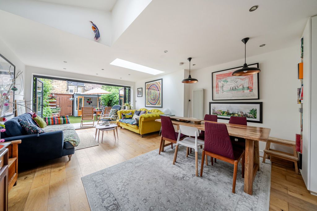 Property photo 1 of 23 1454577-6-69Fde1c...