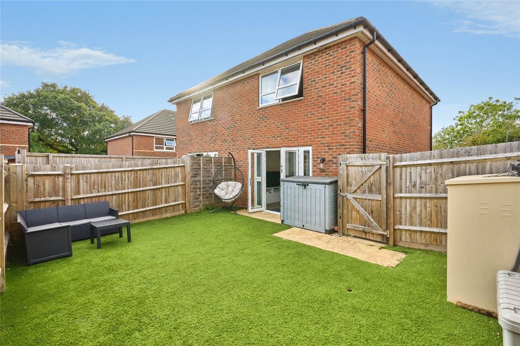 Property photo 2 of 10 Picture No. 05