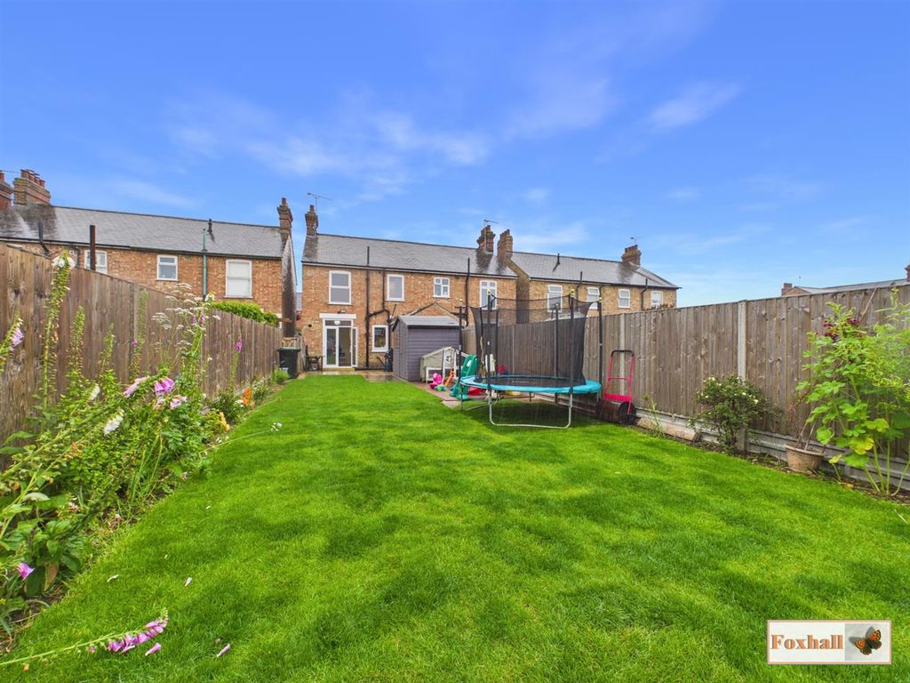 Property photo 2 of 25 Rear Garden