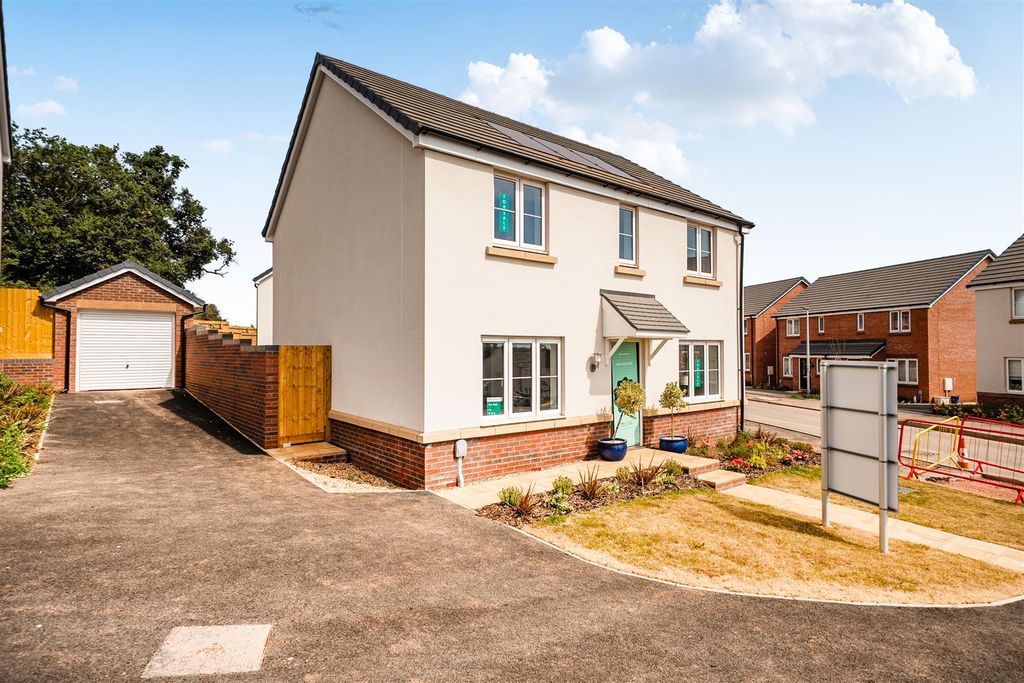 Property photo 1 of 14 Show Home External.Jpg
