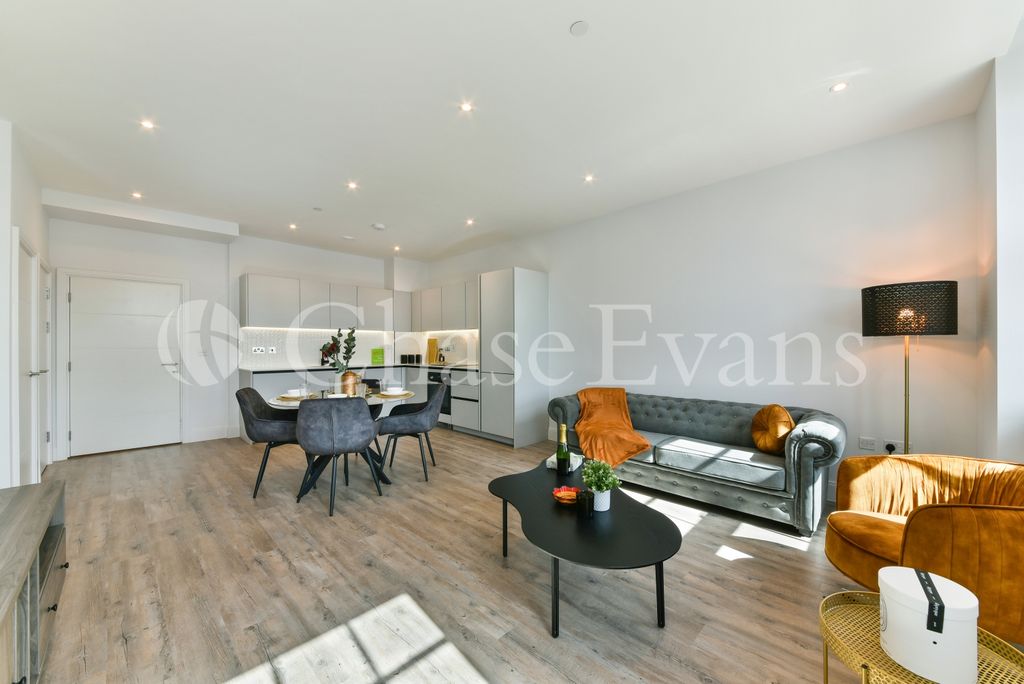 Property photo 1 of 11 Living Area