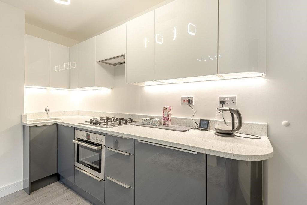 Property photo 2 of 10 Picture No. 03