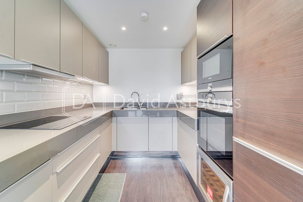 Property photo 3 of 9 Ndb08465_Enfused