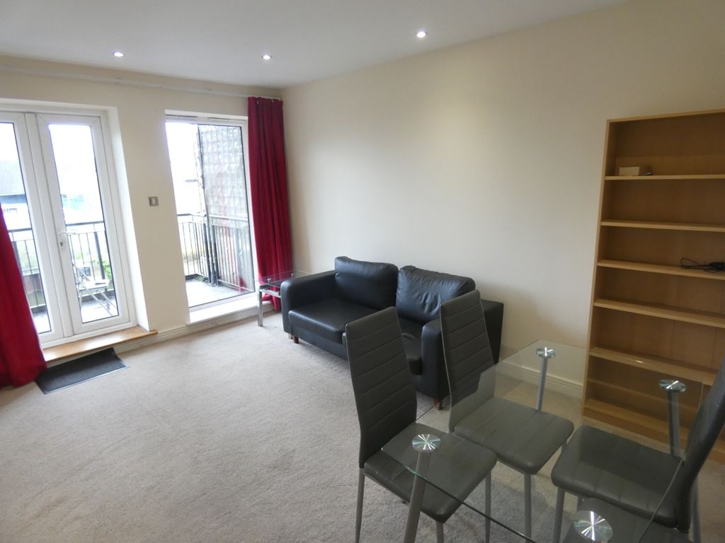 Property photo 2 of 19