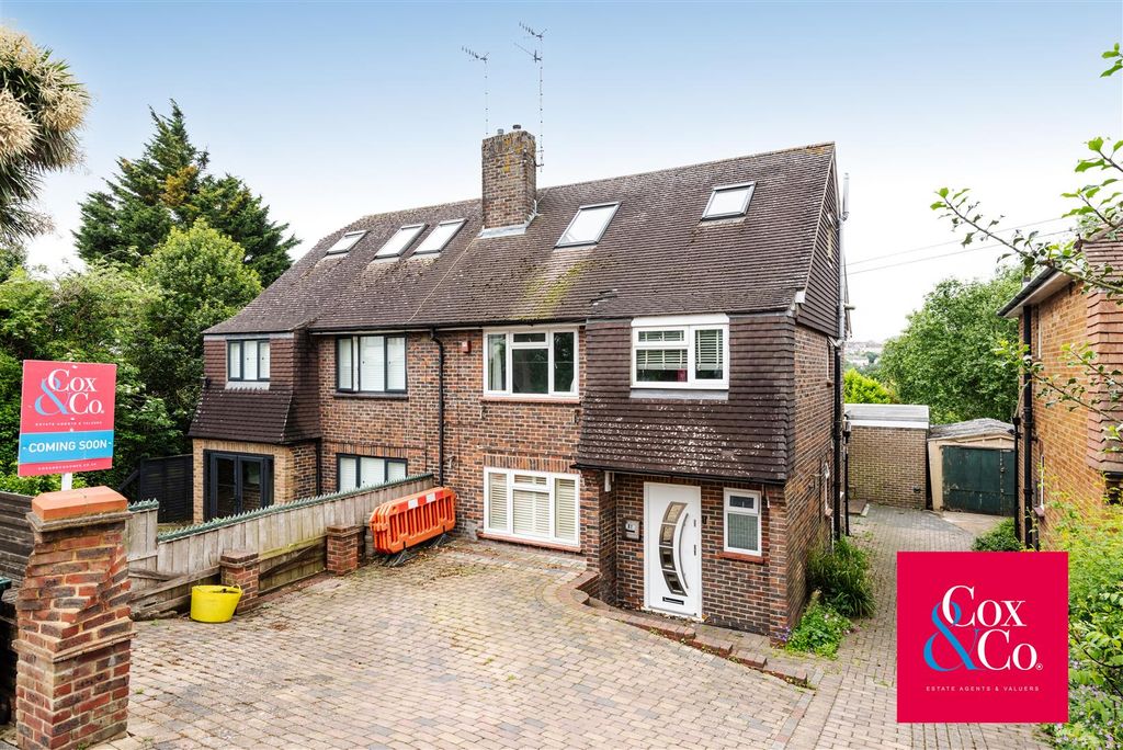 Property photo 1 of 19 81M_1396.Jpg