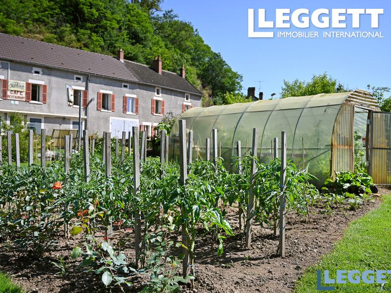 Property photo 2 of 10