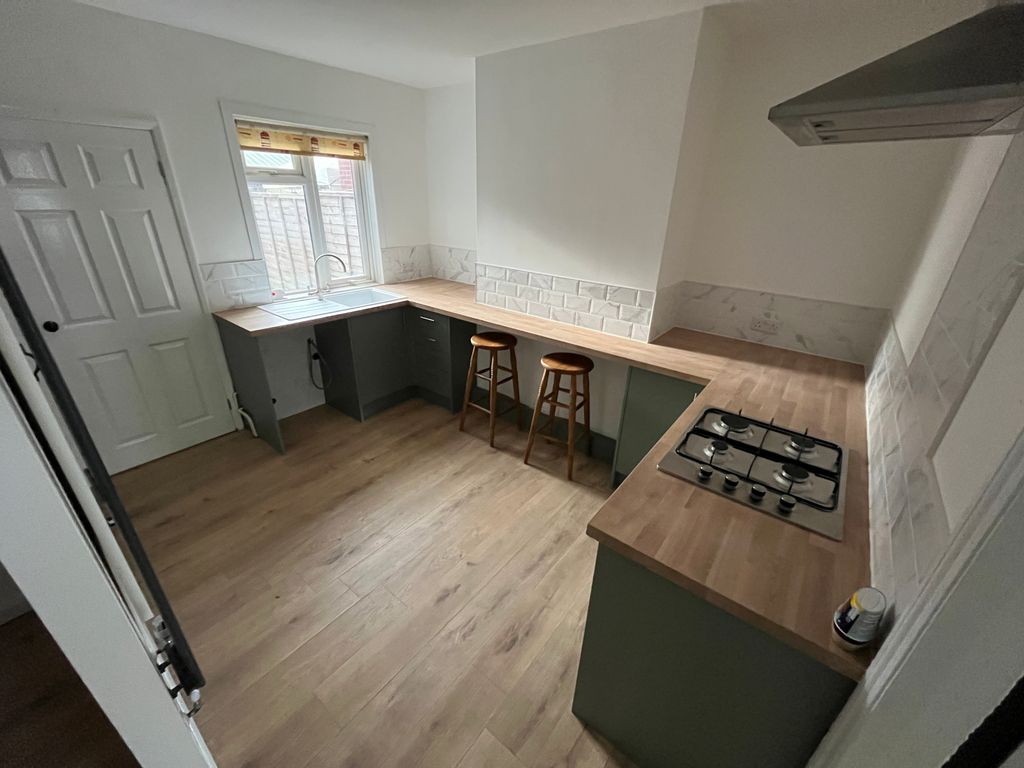 Property photo 3 of 8 Img_0421