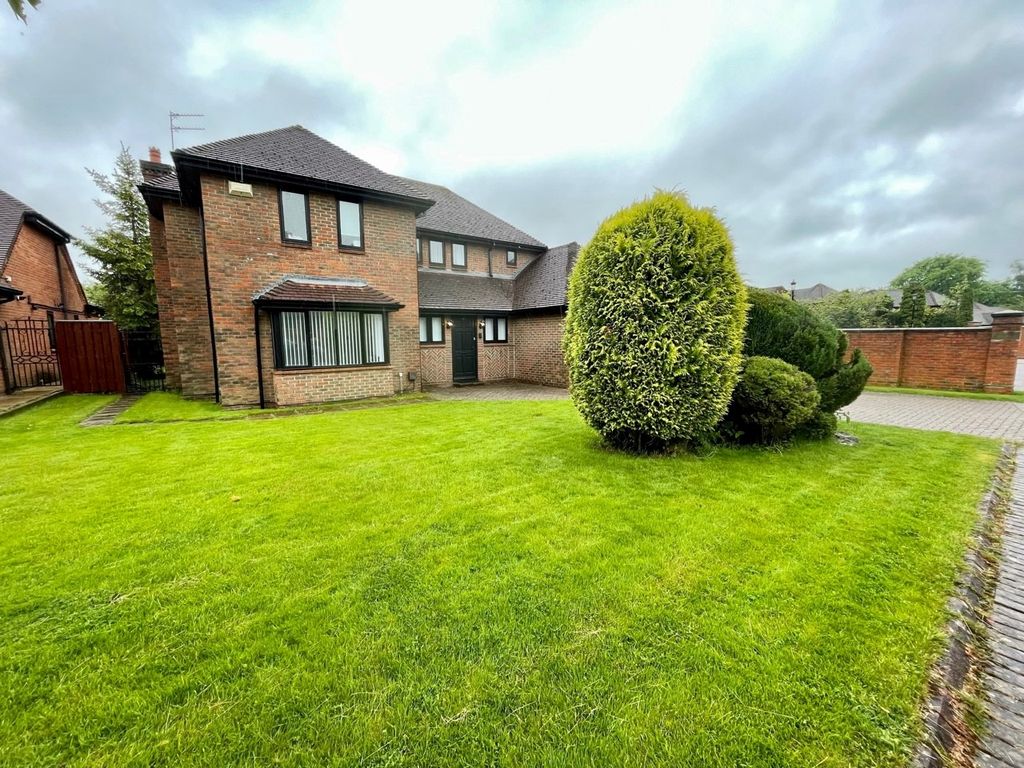 Property photo 1 of 21