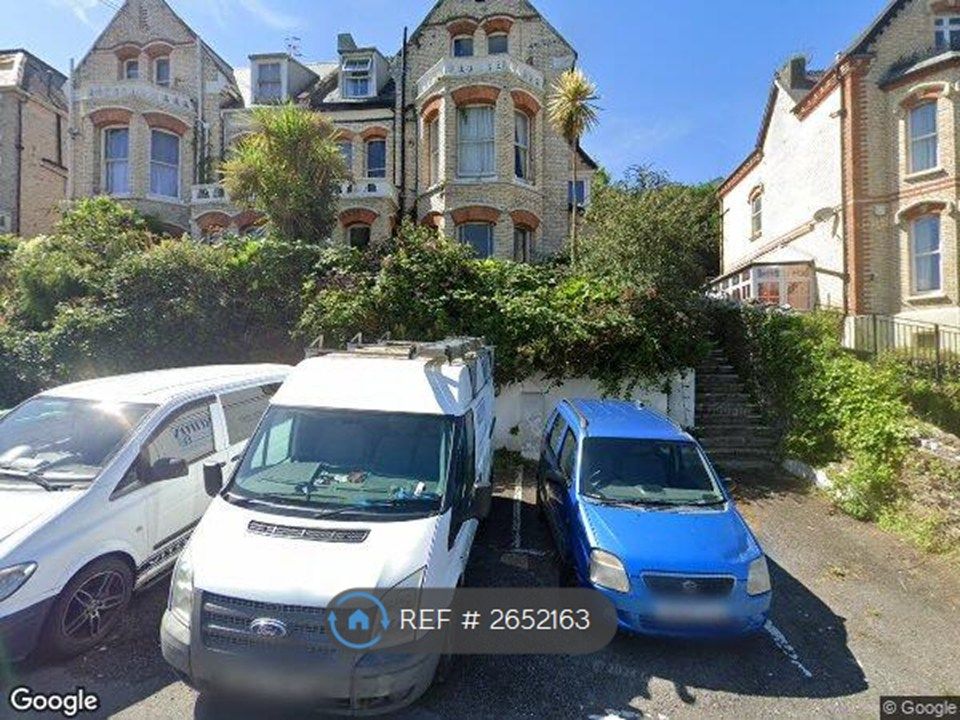 Property photo 2 of 6