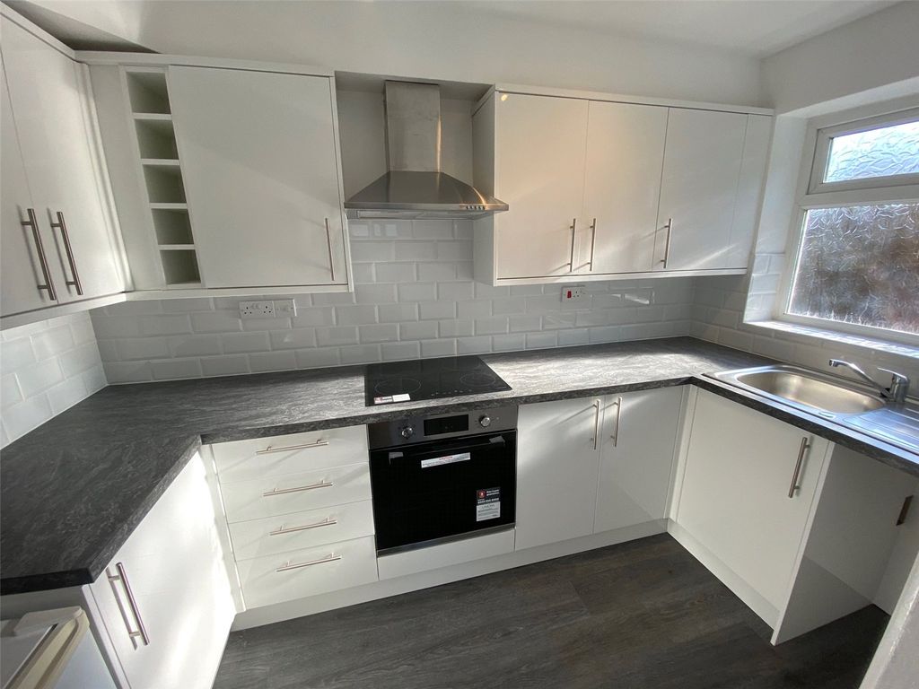 Property photo 3 of 6 Picture No. 02