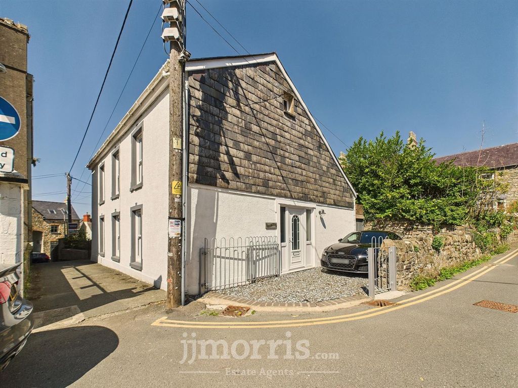 Property photo 1 of 31 Cam02122G0-Pr0343-Still002.Jpg