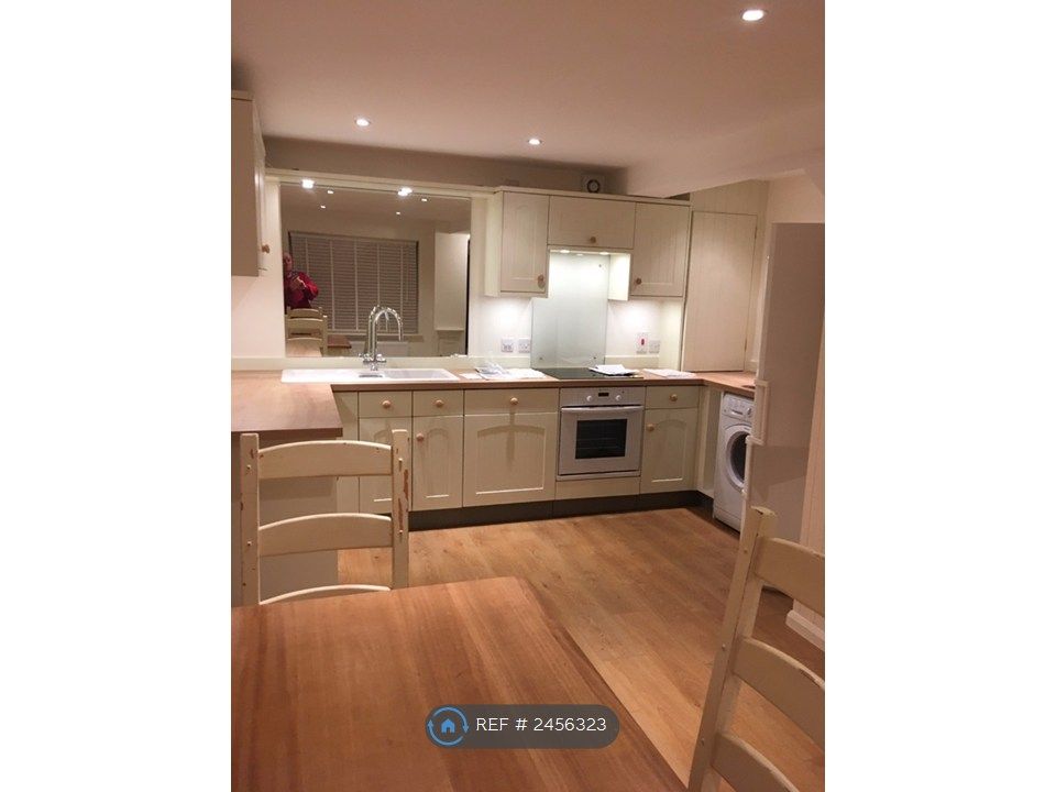 Property photo 2 of 4