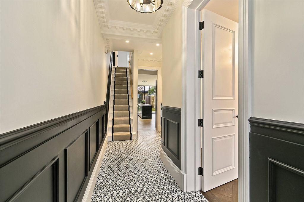 Property photo 2 of 14 Picture No. 03