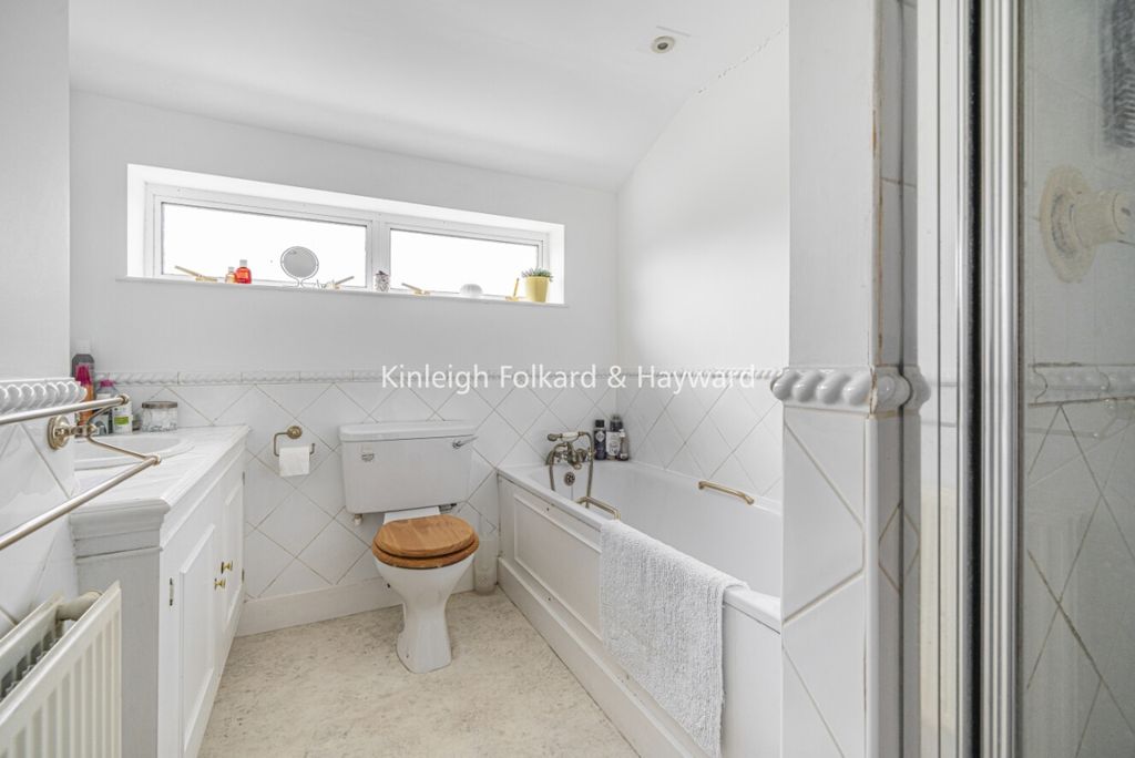 Property photo 3 of 8 8A3cd82F-3A43-4Bfb-B