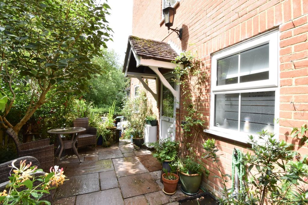 Property photo 3 of 16