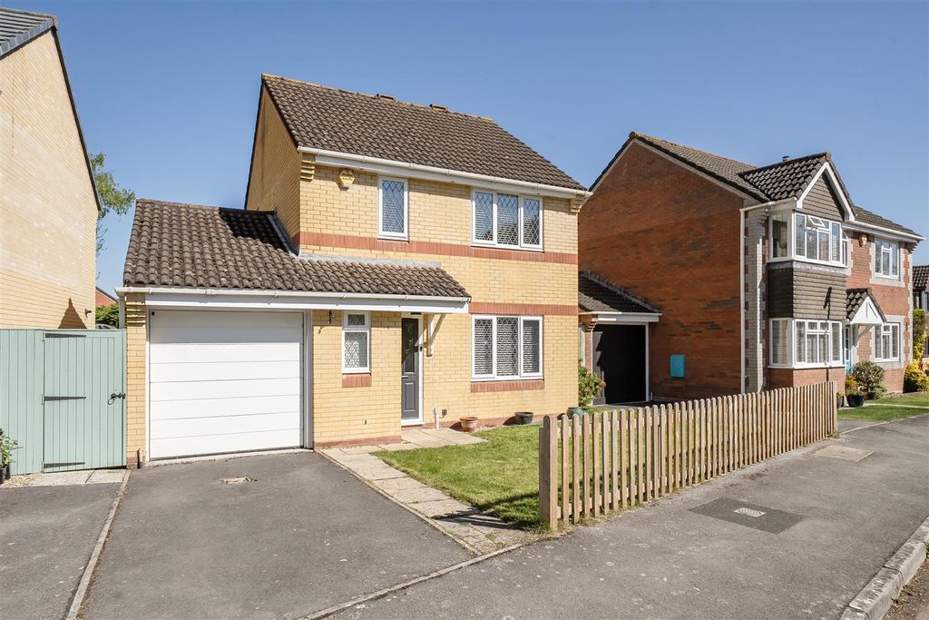 Property photo 1 of 19 1449102-1-69Eb494F6555F.Jpg