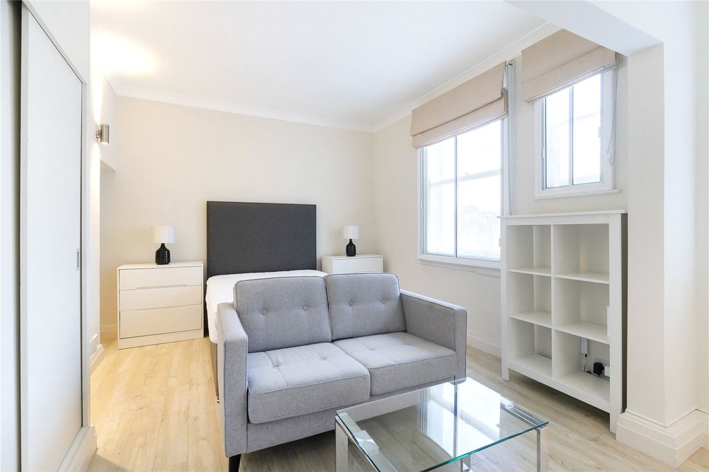 Property photo 3 of 11 Picture No. 16