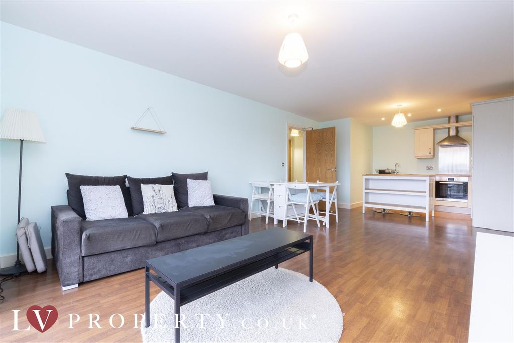 Property photo 3 of 12 N3.Jpg