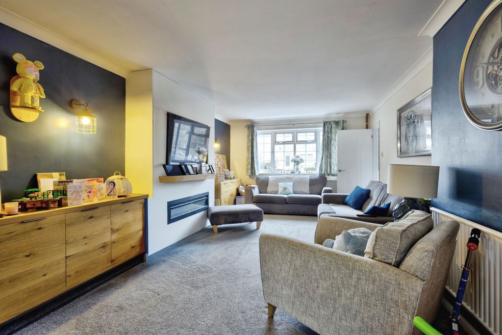 Property photo 3 of 30