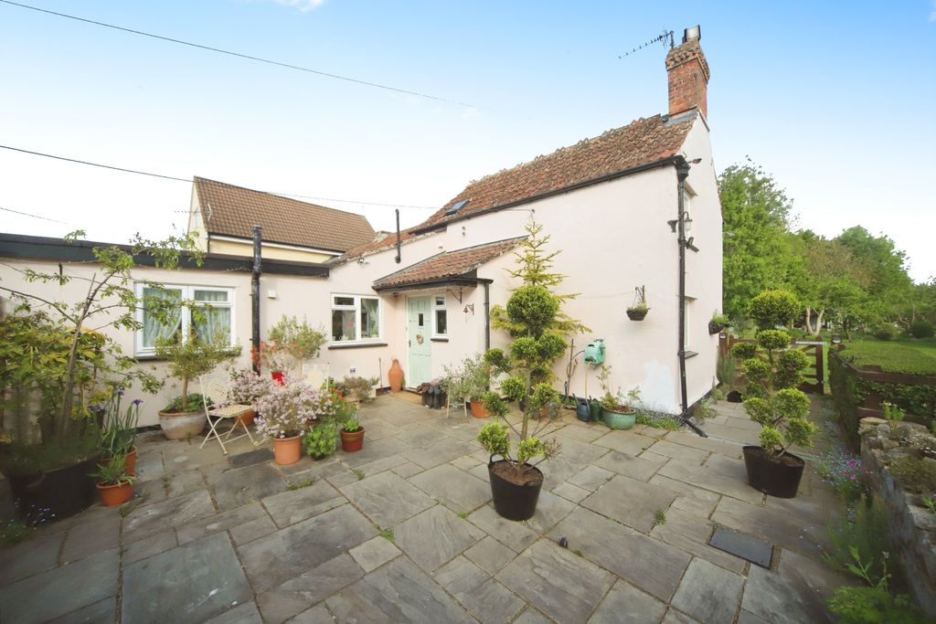Property photo 3 of 15