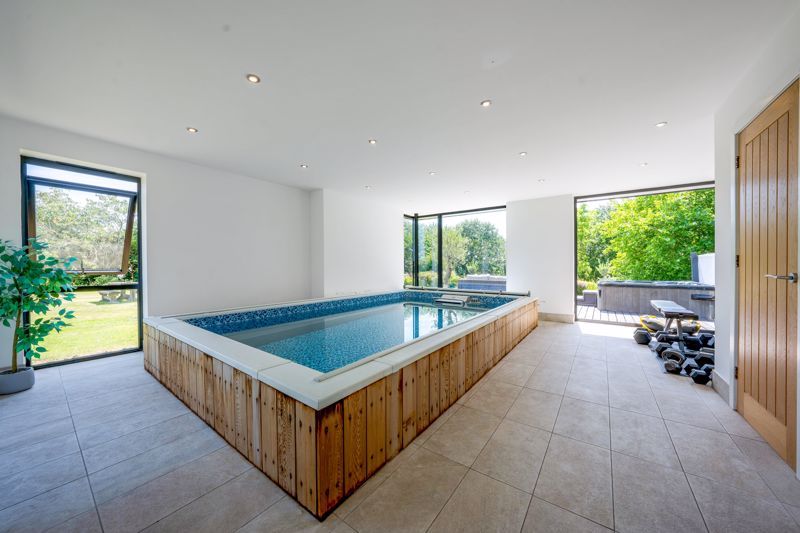 Property photo 3 of 48 Photo 18