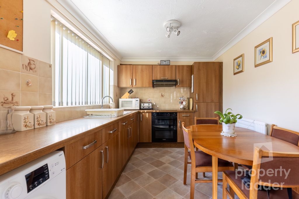 Property photo 2 of 19 Pl -22