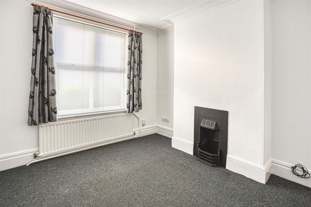 Property photo 3 of 15 2026-03-25 17.07.45-1_Hdr.Jpg