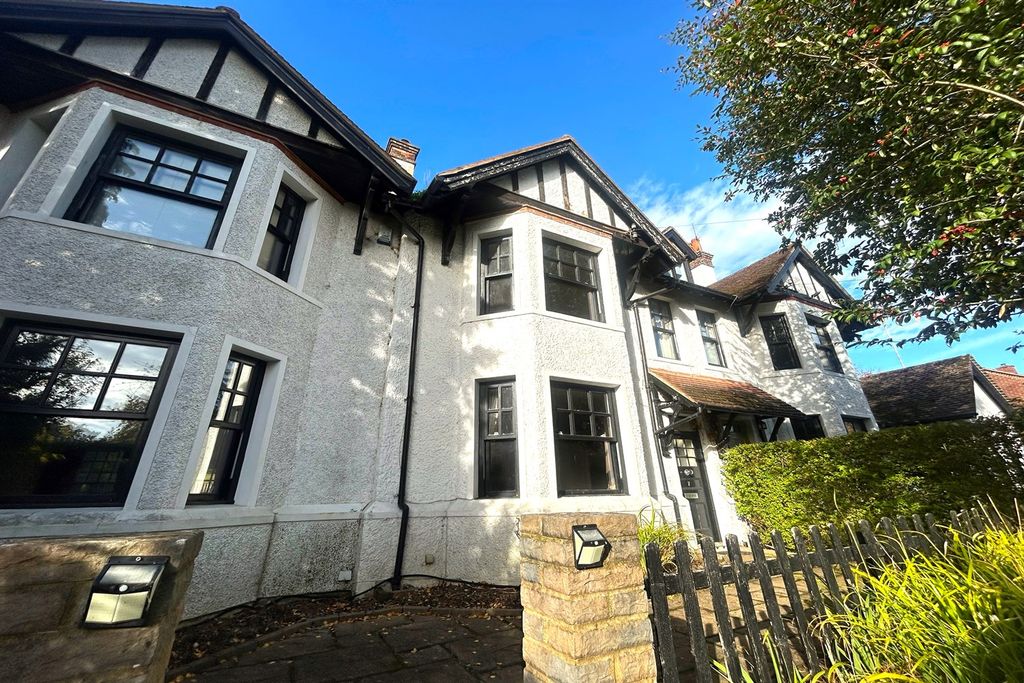 Property photo 1 of 16 (Main)