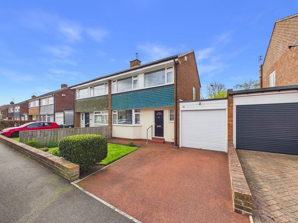 Property photo 1 of 15 External