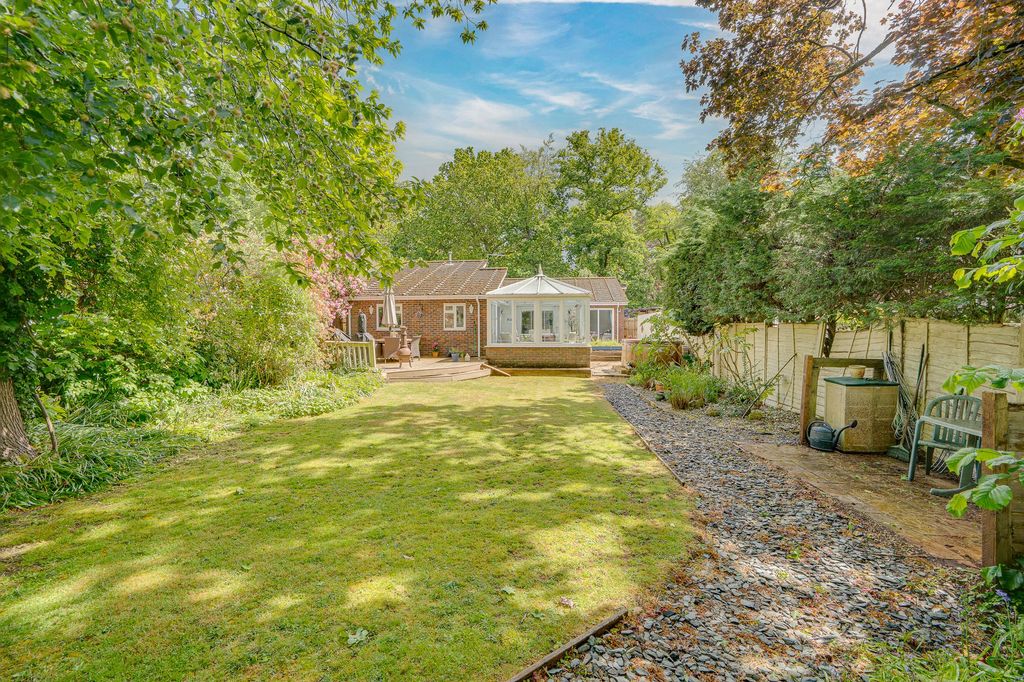 Property photo 3 of 24