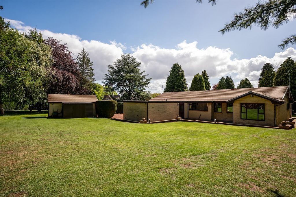 Property photo 1 of 32 Exterior And Gardens