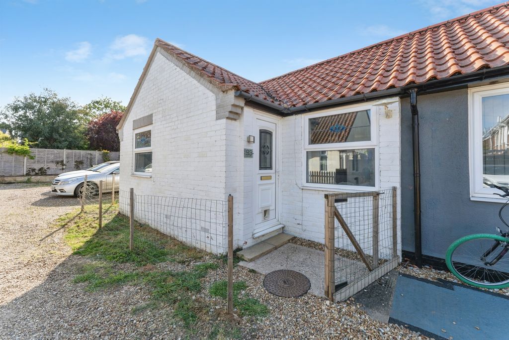 Property photo 1 of 20