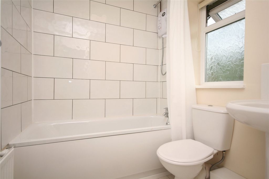 Property photo 2 of 7 Picture No. 05