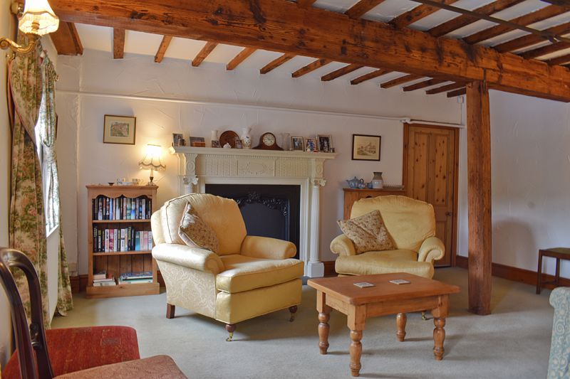 Property photo 3 of 11 Photo 10