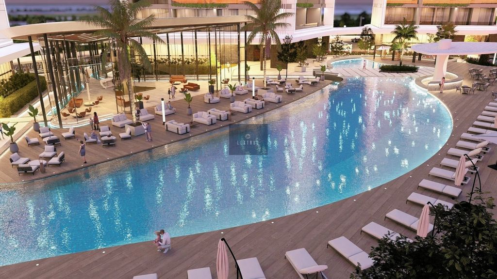 Property photo 2 of 36